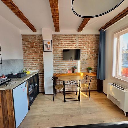 Apartment By The River Ni المظهر الخارجي الصورة