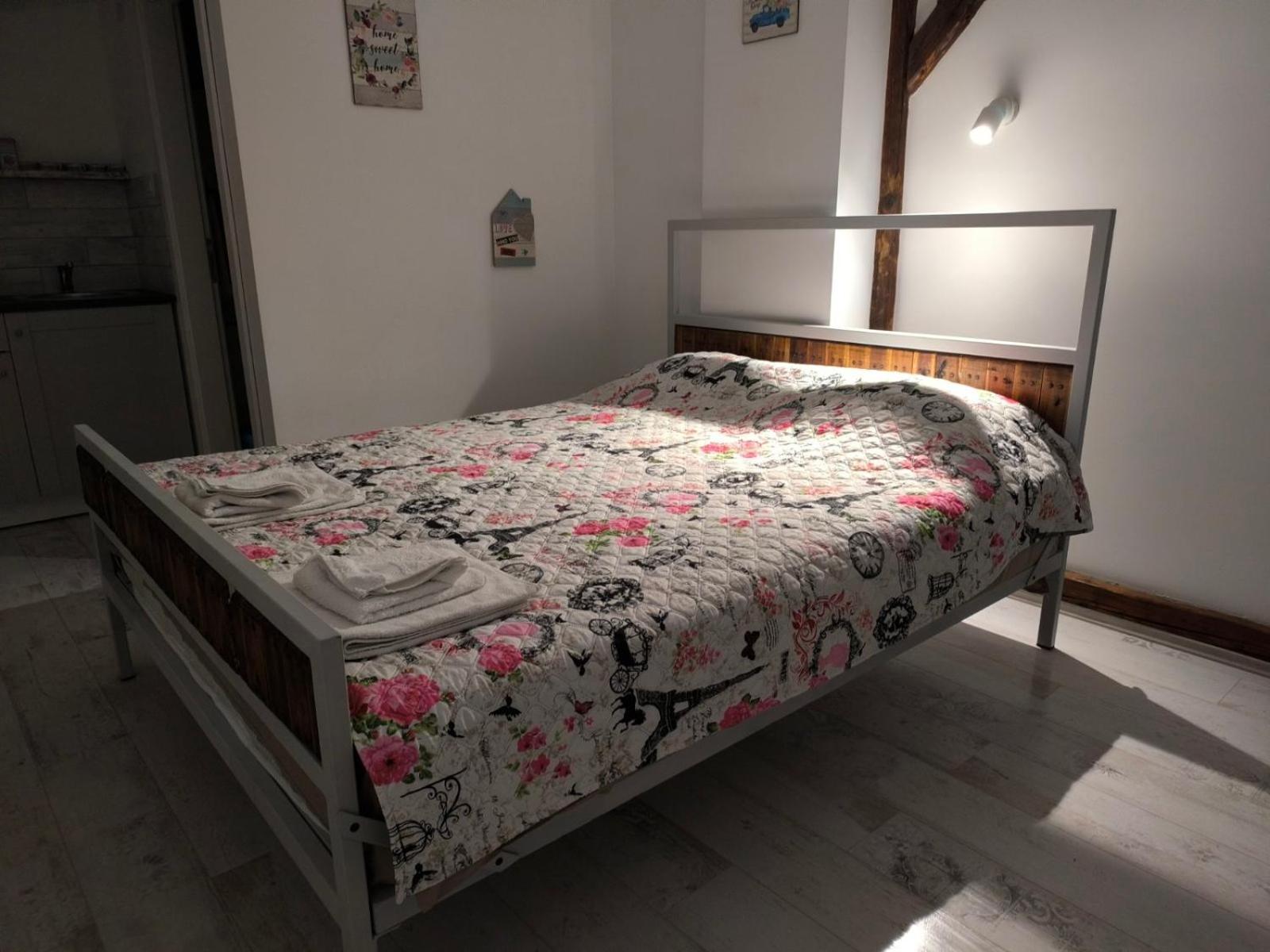 Apartment By The River Ni المظهر الخارجي الصورة