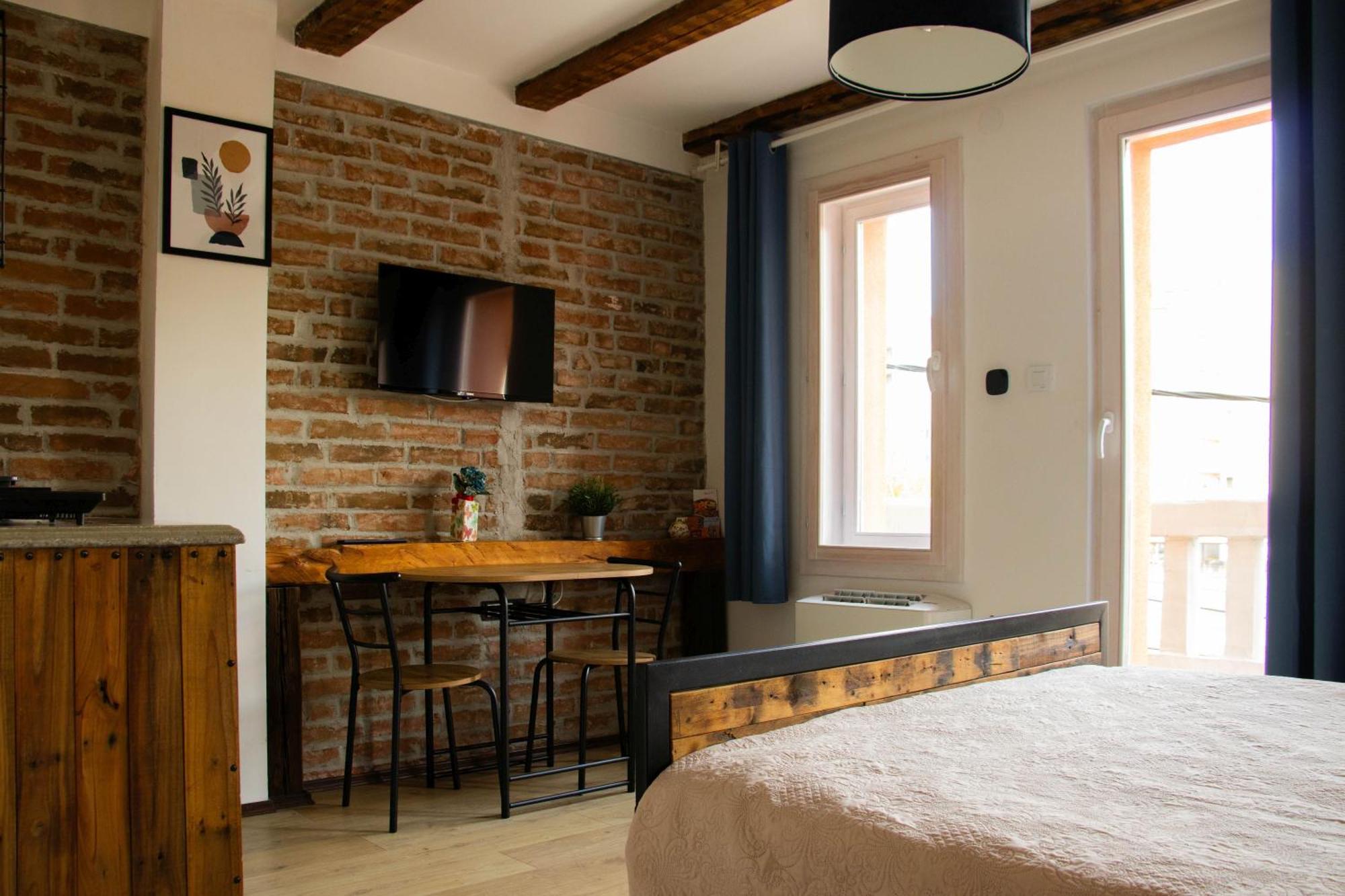 Apartment By The River Ni المظهر الخارجي الصورة